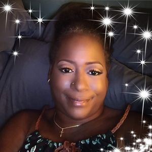 Meet your Posher, Cynthia